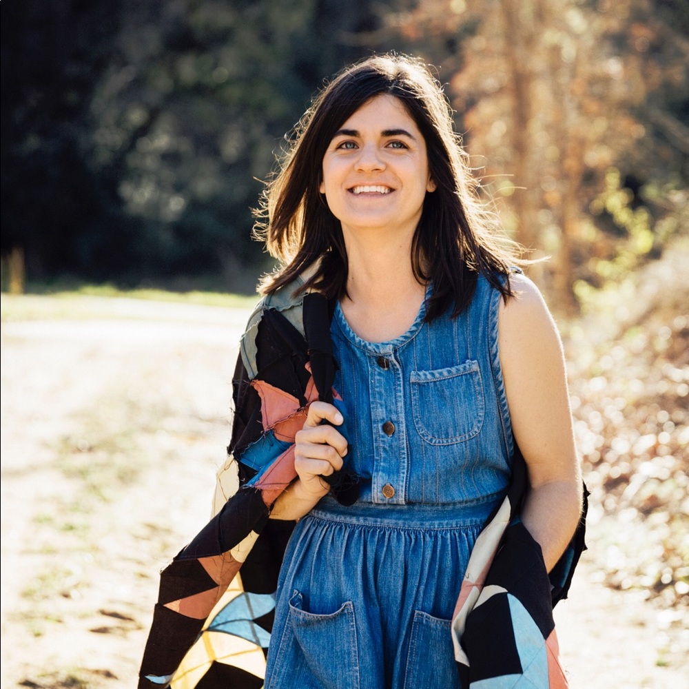 Meet your Posher, Maura
